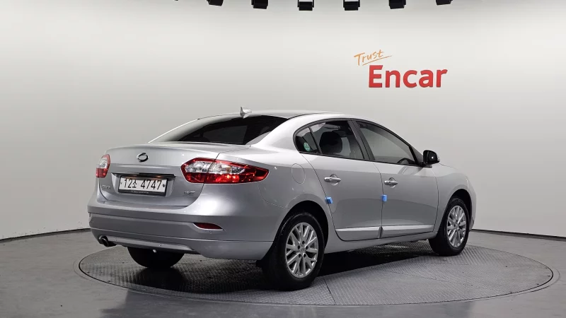 Renault SM3