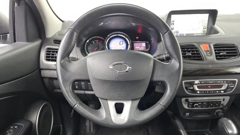 Renault SM3