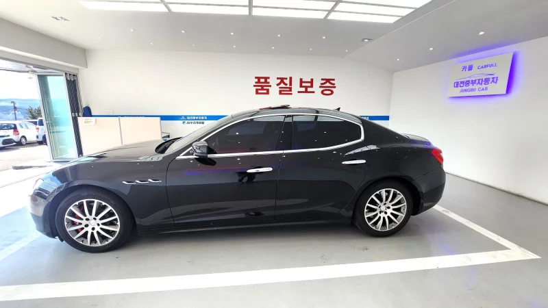 Maserati Ghibli