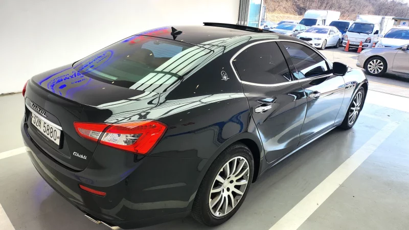 Maserati Ghibli
