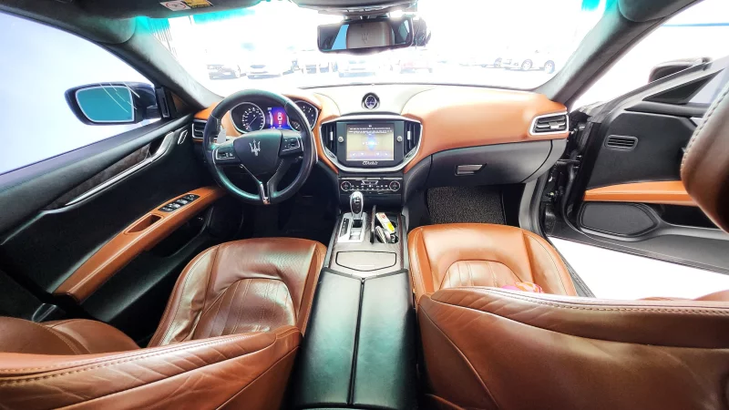 Maserati Ghibli