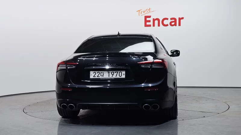 Maserati Ghibli