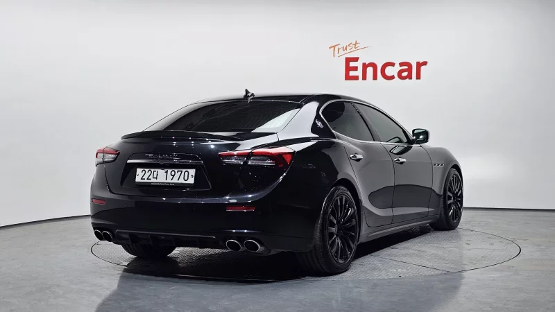 Maserati Ghibli