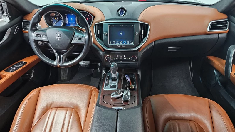 Maserati Ghibli