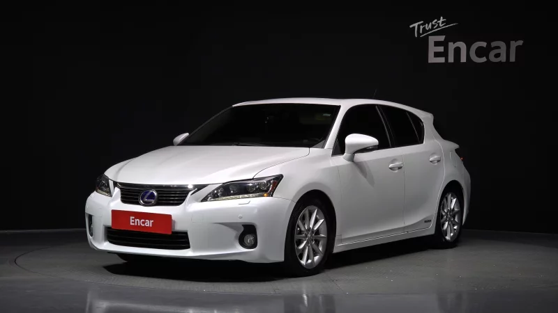 Lexus CT200h