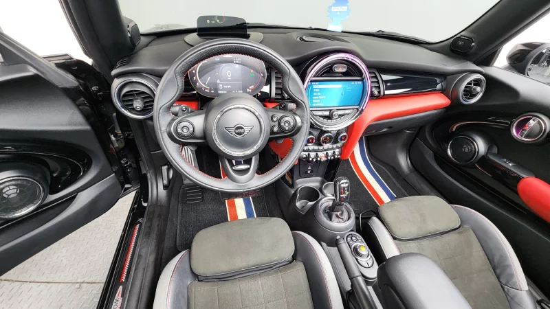 MINI Cooper Convertible