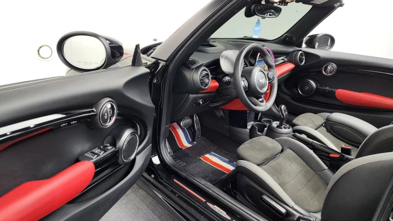 MINI Cooper Convertible