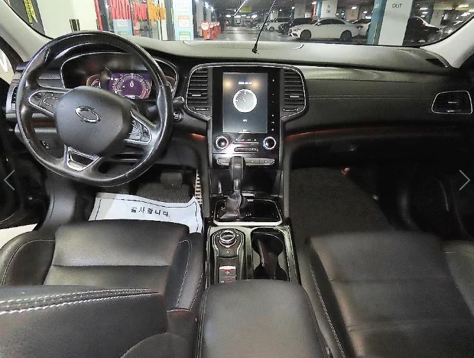 Renault SM6