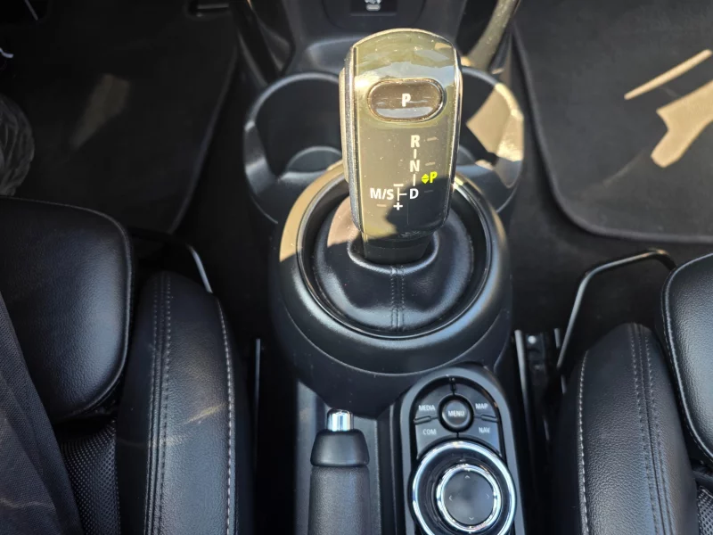 MINI Cooper Convertible