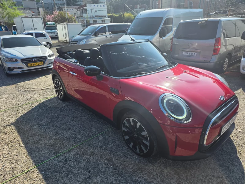 MINI Cooper Convertible