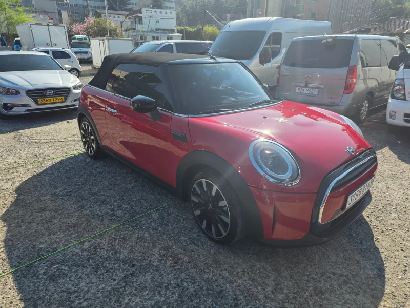 MINI Cooper Convertible