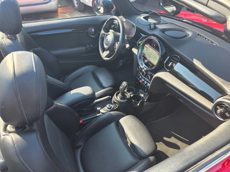 MINI Cooper Convertible