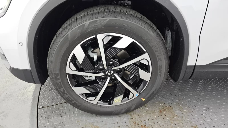 Renault QM6