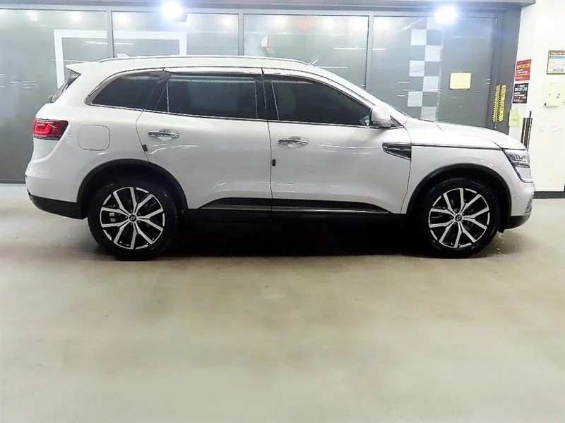 Renault QM6
