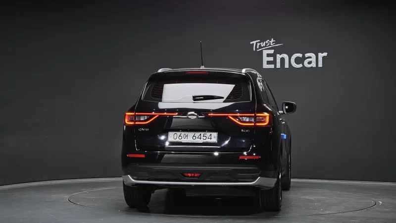 Renault QM6