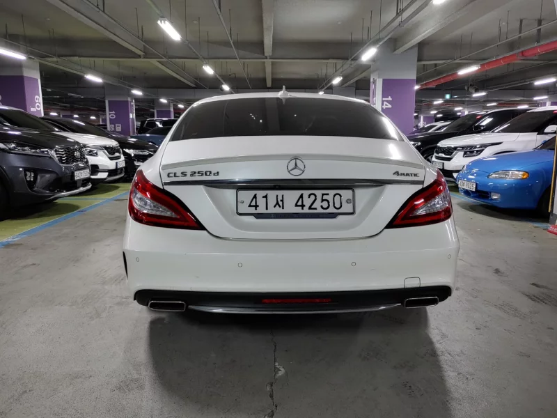 Mercedes-Benz CLS-Class