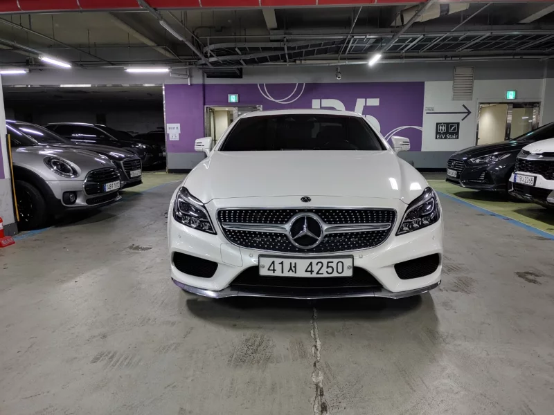 Mercedes-Benz CLS-Class