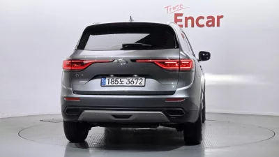 Renault QM6