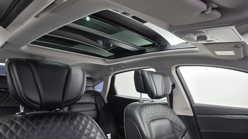 Renault SM6