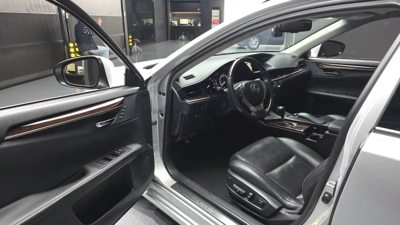 Lexus ES350