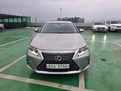 Lexus ES300h