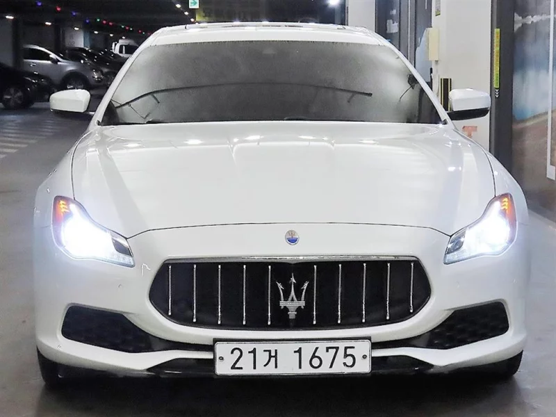 Maserati QUATTROPORTE