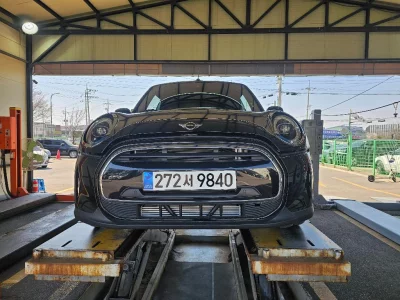 MINI Cooper Convertible