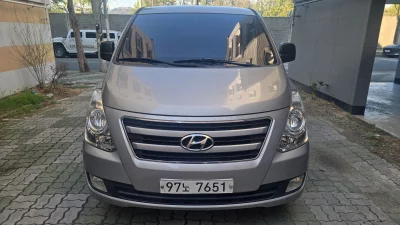 Hyundai Grand Starex