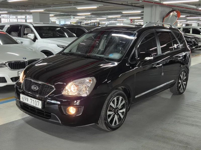 Kia Carens