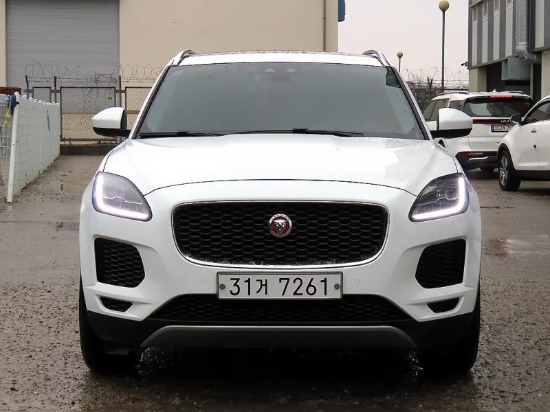 Jaguar E-PACE