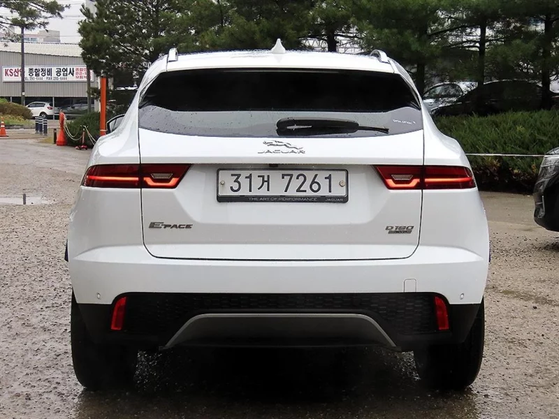 Jaguar E-PACE