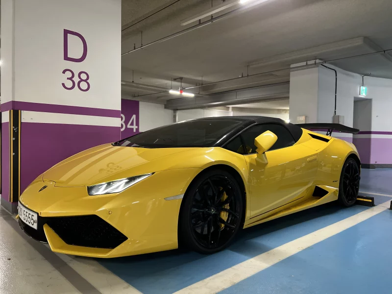 Lamborghini HURACAN