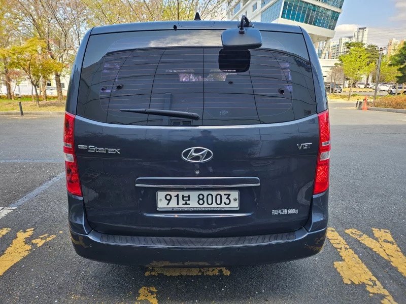 Hyundai Grand Starex