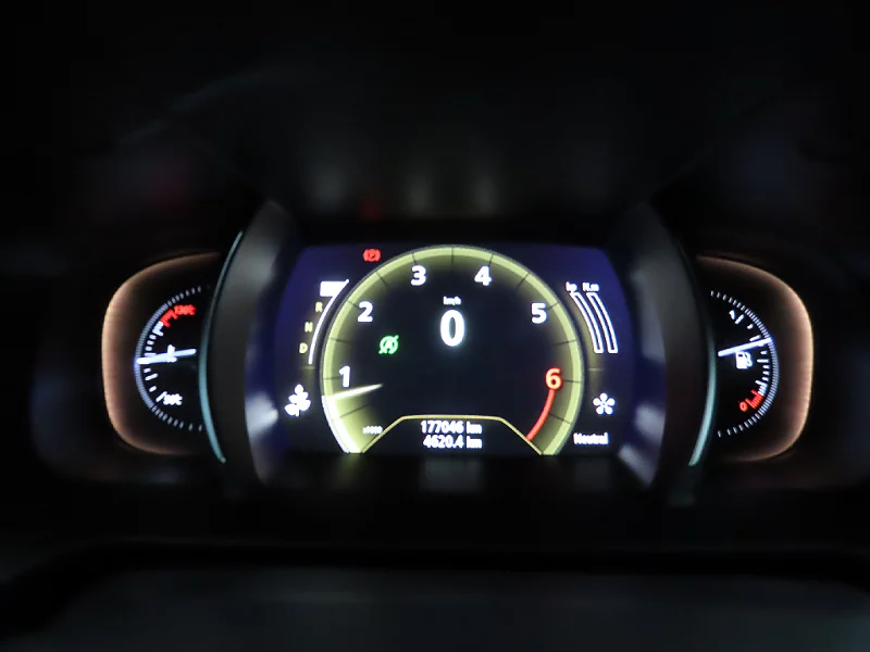 Renault SM6