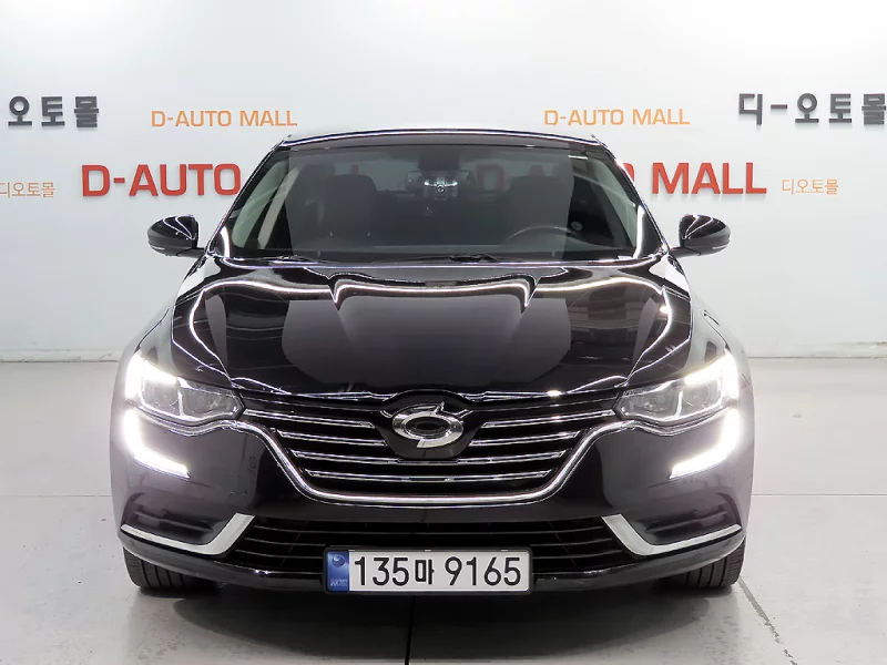 Renault SM6