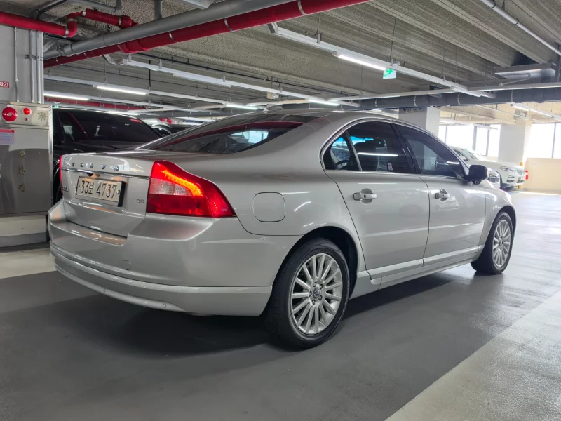 Volvo S80