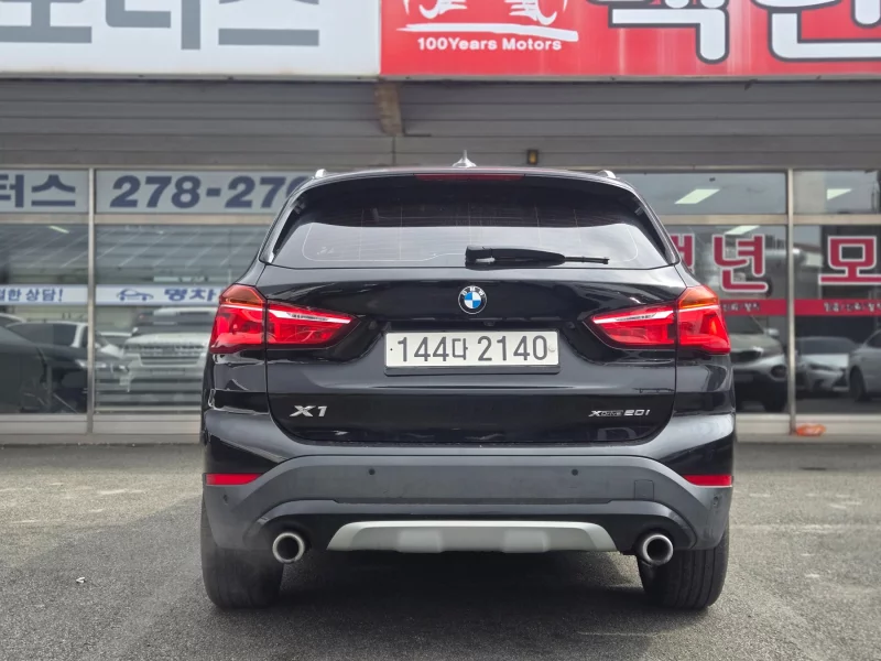 BMW X1