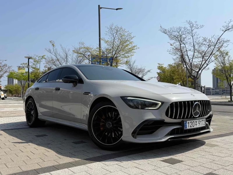 Mercedes-Benz AMG GT