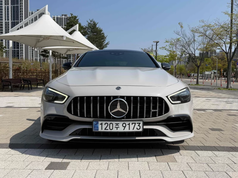 Mercedes-Benz AMG GT