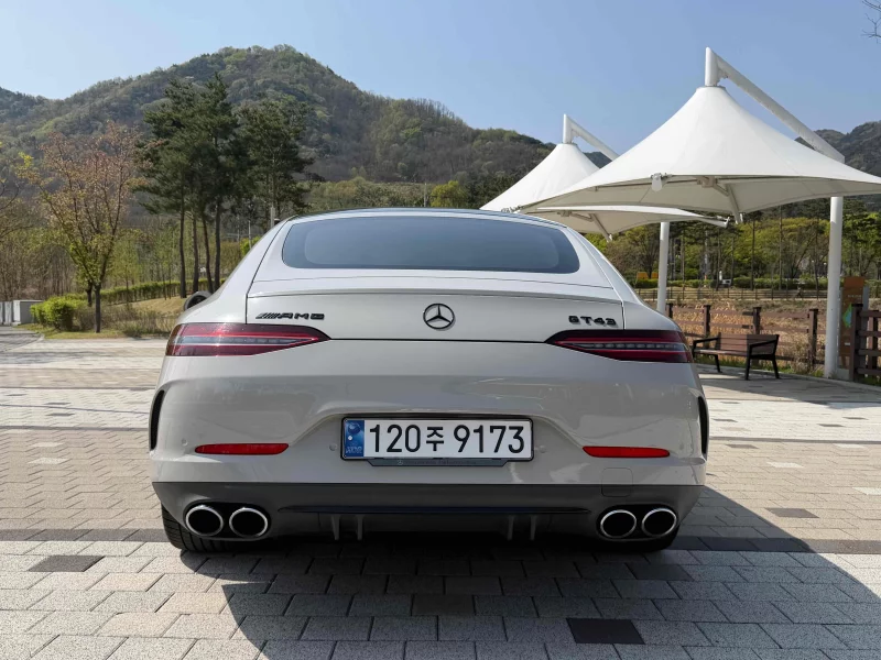 Mercedes-Benz AMG GT