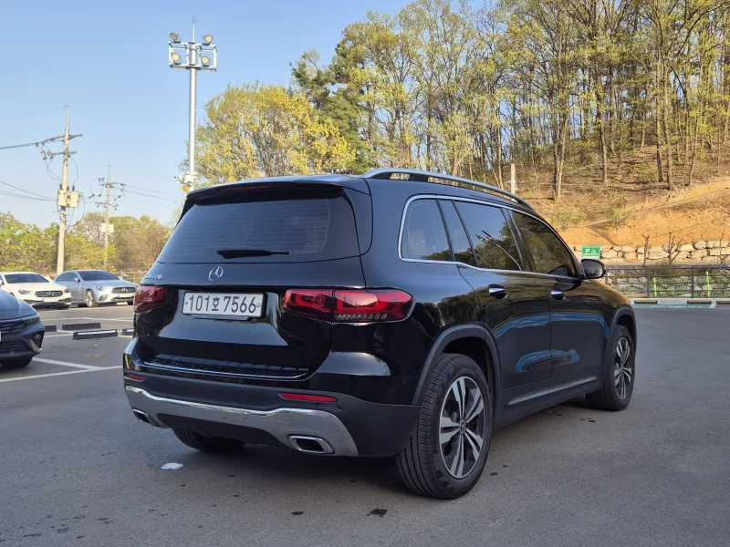 Mercedes-Benz GLB-Class