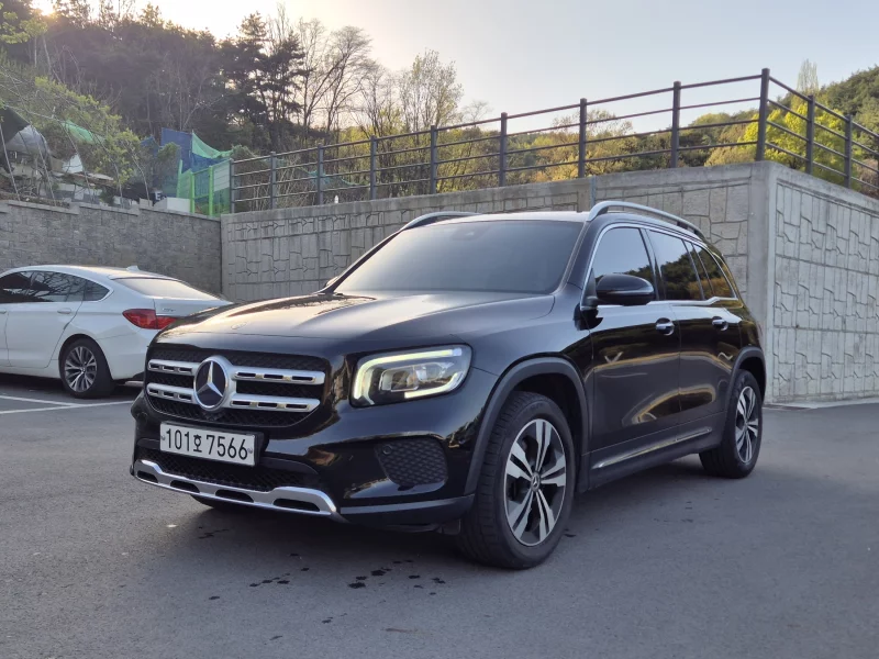 Mercedes-Benz GLB-Class