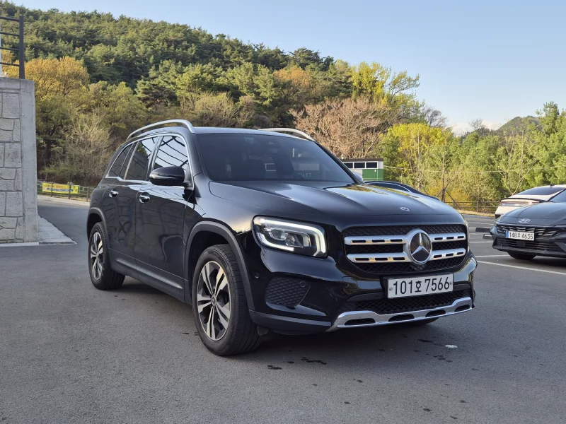 Mercedes-Benz GLB-Class