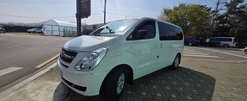 Hyundai Grand Starex
