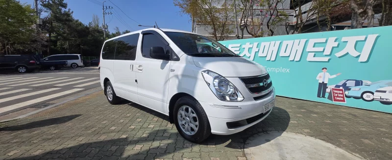Hyundai Grand Starex