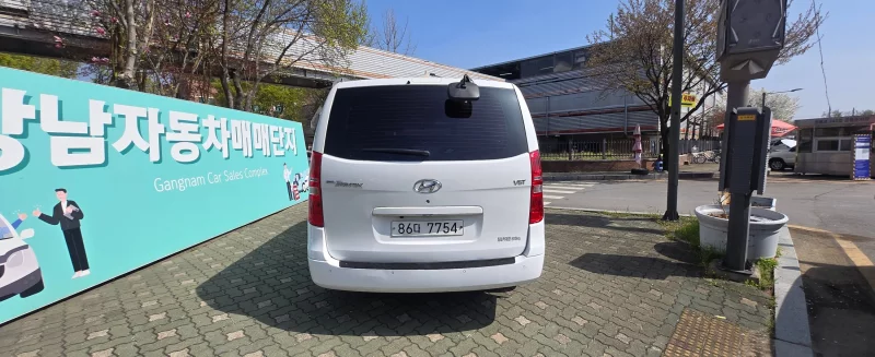 Hyundai Grand Starex