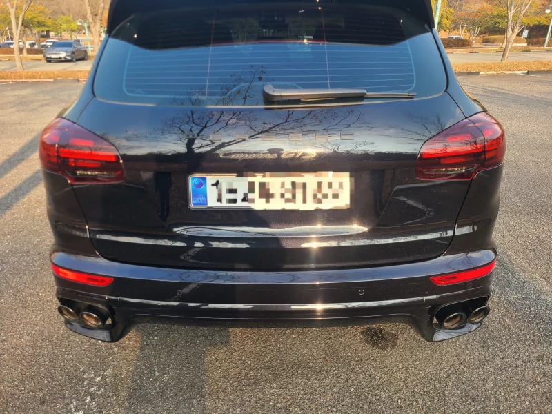 Porsche CAYENNE
