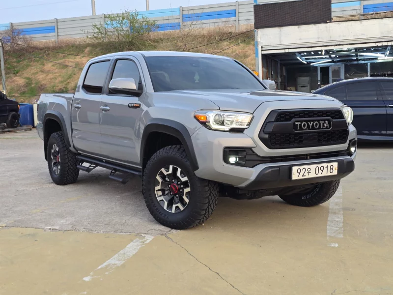 Toyota Tacoma