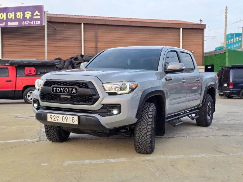 Toyota Tacoma