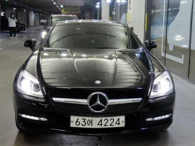 Mercedes-Benz SLK-Class